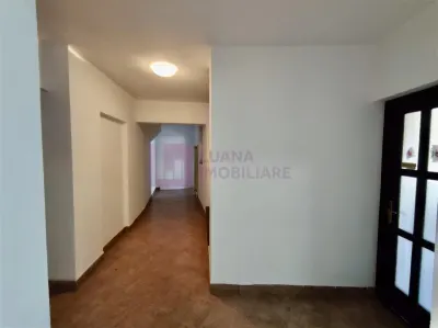 Spatiu de birouri  232 mp| intrare separata | zona Turnisor - foto 2