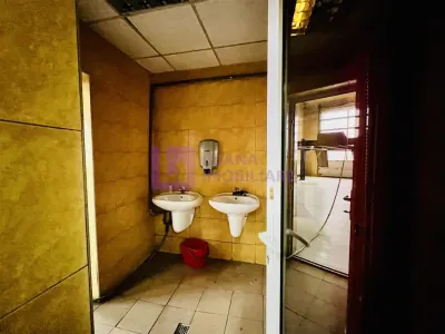 Spatiu industrial pretabil service auto | 390 mp | Central | cu birouri | - foto 7
