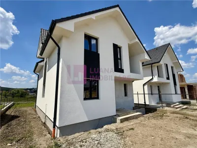 Casa individuala NOUA | 5 camere | Sura Mare | teren 340 mp - foto 3