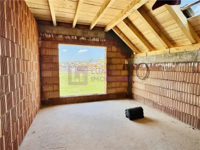 Casa individuala NOUA | 5 camere | Sura Mare | teren 340 mp - foto 5