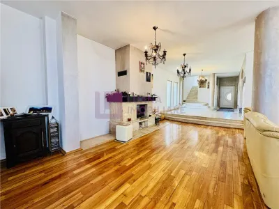 Apartament cu 3 camere premium | gradina 70 mp | Strand | - foto 3