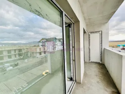 Apartament 3 camere | Doamna Stanca | 3 balcoane | incalzire pardoseala | 2 - foto 13
