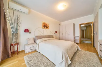 Inchiriere apartament 3 camere Parcul Herastrau150mp - foto 8