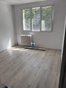 Inchiriere Apartament 3 Camere Semidecomandat Luica-Izvorul Oltului - Bucuresti