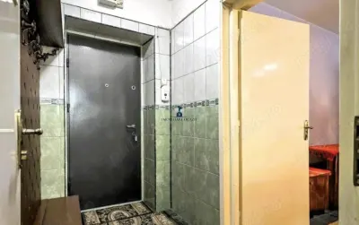 Vanzare Apartament 2 Camere Semidecomandat Berceni-Tache Gh. - foto 1