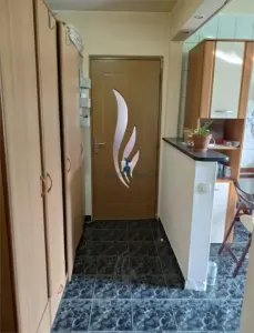 Vanzare Apartament 3 Camere Semidecomandat Berceni-Al.Ciceu - foto 1