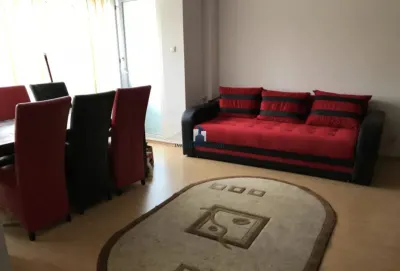 Apartament 3 Camere Semidecomandat Berceni - foto 2