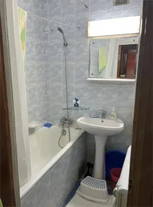 Apartament 3 Camere Semidecomandat Berceni-Izvorul Muresului - foto 4