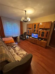 Apartament 3 camere Semidecomandat Bld. Obregia - foto 4