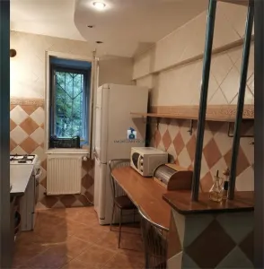 Apartament 2 camere Semidecomandat Bd.Ctin. Brancoveanu, - foto 4