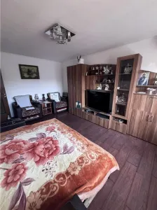 Apartament 2 Camere Decomandat Aparatorii Patriei - Bucuresti