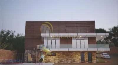 Cladire Comerciala Moderna Paun Bucium - foto 3