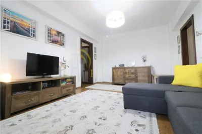 Apartament de 4 camere, etaj 1, Tatarasi, boxa in proprietate - foto 3