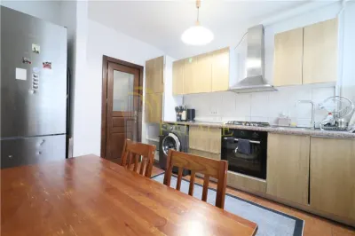 Apartament de 4 camere, etaj 1, Tatarasi, boxa in proprietate - foto 5