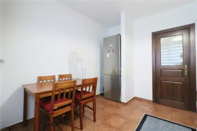 Apartament de 4 camere, etaj 1, Tatarasi, boxa in proprietate - foto 7