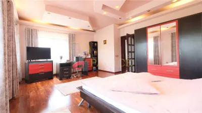 Vila exclusivista de vanzare in Iasi, design impunator,  localizare excelenta. - foto 11