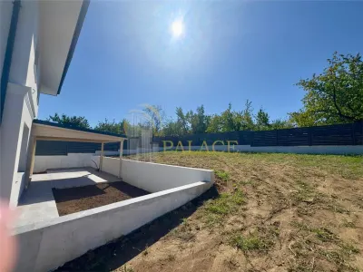 Vila individuala de vanzare in Barnova, zona retrasa si linistita - foto 20