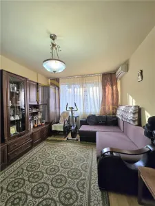 Apratament 3 camere || De vanzare || Teiul Doamnei || - foto 2
