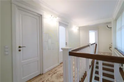 Apartament Duplex, in centrul Iasiului, finisaje premium si curte - foto 18