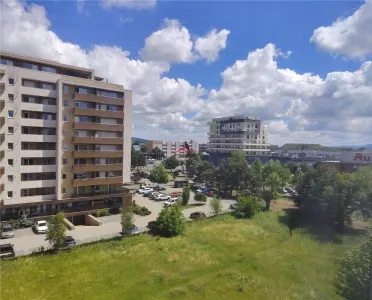 APARTAMENT 2 CAMERE IN URBAN CU PARCARE SI BOXA VIZAVI DE CORESI MALL - TRACTORUL - foto 7