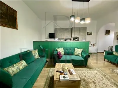 ULTRACENTRAL - 2 Camere - Renovat complet - Centrala proprie - foto 4