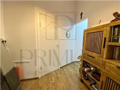 ULTRACENTRAL - 2 Camere - Renovat complet - Centrala proprie - foto 8