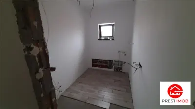 Casa de vanzare , 4 camere,5 arii teren, Sancraiul de Mures, semifinisat - foto 18