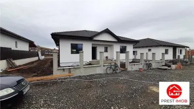 Casa de vanzare , 4 camere,5 arii teren, Sancraiul de Mures, semifinisat - foto 3