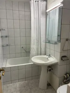 Apartament 3 camere | Bucovina | Decomandat | 2 Balcoane | 2 Bai | 400 € - foto 5