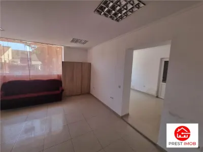 Apartament de 62 mp , parte din casa, cu intrare separata, posibil spatiu comercial, semicentral , Targu Mures - foto 8
