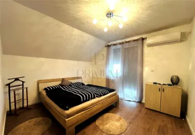 BLASCOVICI - CASA INDIVIDUALA - 6 camere - 3 bai - demisol - GARAJ - foto 9