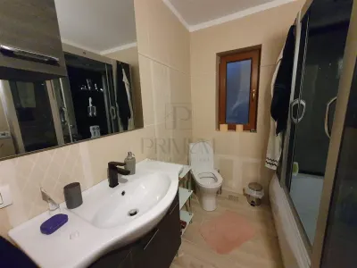 Casa Individuala - mobilata utilata - zona buna - 200 mp utili - teren 600 mp - panouri solare - foto 10