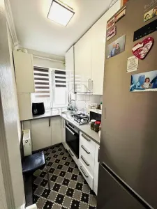 CETATII - ETAJ 1 - RENOVAT - 3 camere - centrala proprie - clima - BOXA - foto 8