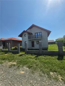 Casa Individuala - intabulata - la gri - zona foarte buna - foto 2