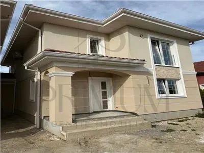 Duplex individual superb - 5 camere - zona excelenta - canalizare - despartit prin camera tehnica- asfalt - foto 4