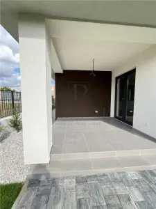 DUPLEX - Dumbravita - P+1 - 5 Camere - Zona excelenta - Finalizat - foto 18