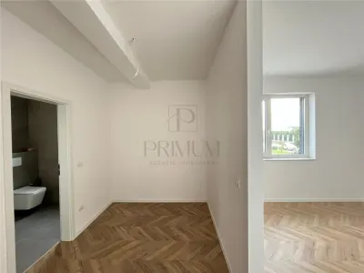 DUPLEX - Dumbravita - P+1 - 5 Camere - Zona excelenta - Finalizat - foto 8