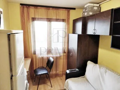 COMPLEX STUDENTESC - 1 CAMERA - MOBILAT/UTILAT - BLOC CU ACOPERIS - foto 1