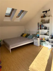 Casa individuala superba - zona TOP ( Calea Buziasului) - mobilata complet - garaj - finisaje deosebite - gata de mutat - foto 11
