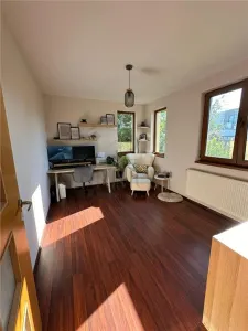 Casa individuala superba - zona TOP ( Calea Buziasului) - mobilata complet - garaj - finisaje deosebite - gata de mutat - foto 9