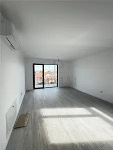 BRAYTIM | 3 CAM | 2 BAI | BLOC NOU FINALIZAT | INCALZIRE PARDOSEALA | SPATIOS | ZONA EXCELENTA| - Timisoara