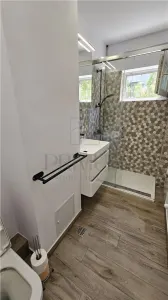 SPITALUL JUDETEAN - ETAJ 2 - BLOC IZOLAT - 3 CAMERE - foto 8