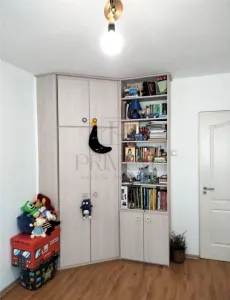 TORONTALULUI - ETAJ 6 - LIFT - 3 CAMERE - DEBARA - DECOMANDAT - CLIMA - GARAJ SUB BLOC+BOXA CF - foto 7