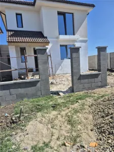 Duplex despartit - zona excelenta- toate utilitatile - posibilitate alegere finisaje - foto 2