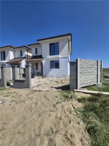 Duplex despartit - zona excelenta- toate utilitatile - posibilitate alegere finisaje - foto 4