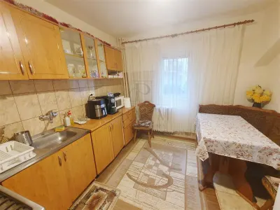 GIROCULUI - 3 CAM - DECOMANDAT - 2 BAI - SPATIOS - ZONA EXCELENTA - foto 10
