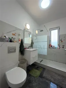 BRAYTIM - 2 CAMERE - ETAJ INTERMEDIAR - MOBILAT SI UTILAT - ZONA BUNA - foto 7