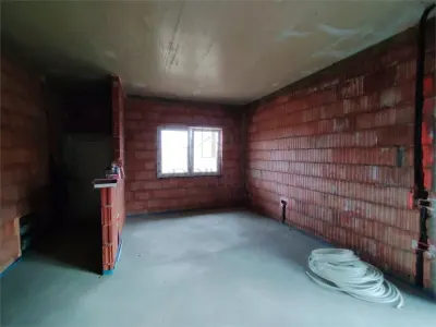 Duplex despartit prin baie - teren 380 mp - toate utilitatile - foto 3