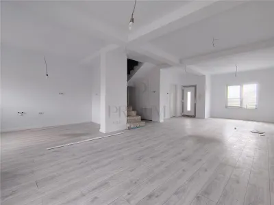 Duplex despartit prin C.T.- teren generos - living mare - foto 3