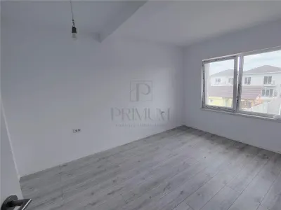Duplex despartit prin C.T.- teren generos - living mare - foto 6